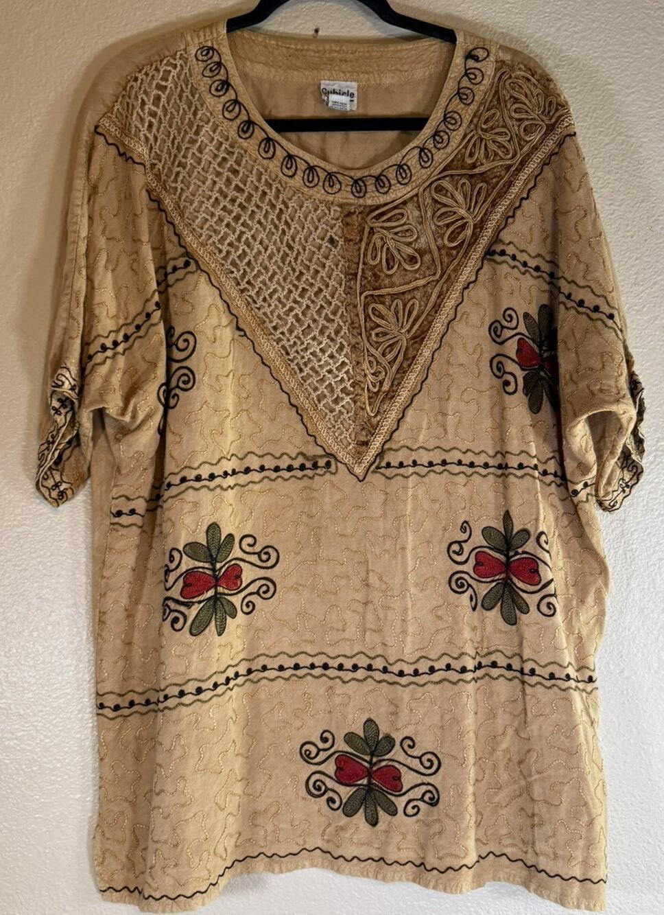 Vintage Cubicle Womens ONE SIZE Embellished Tunic Top Boho Short Sleeve
